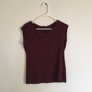 J crew burgundy t shirt